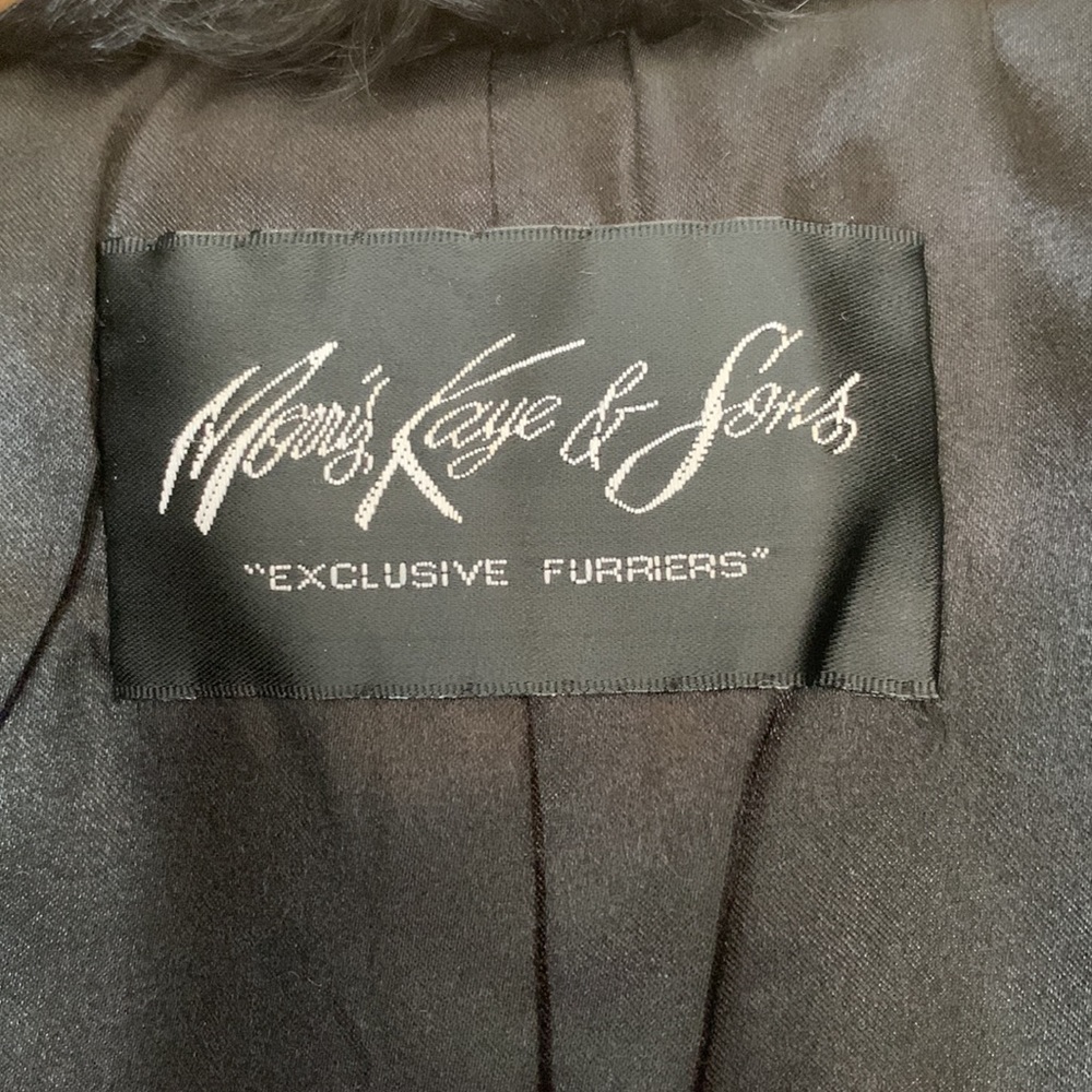 Vest - Picture 7 of 8